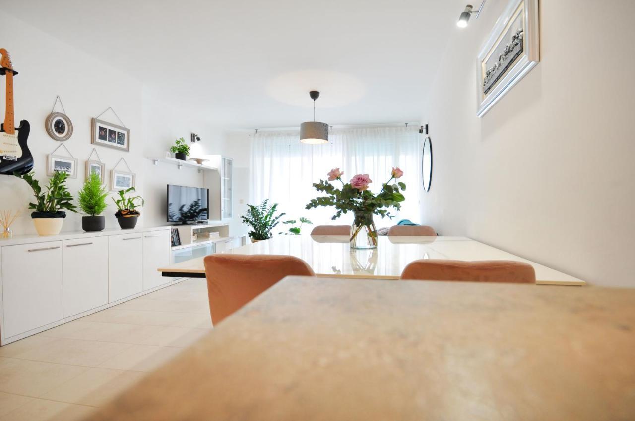 Family Apartment Noel - 오미스 외부 사진